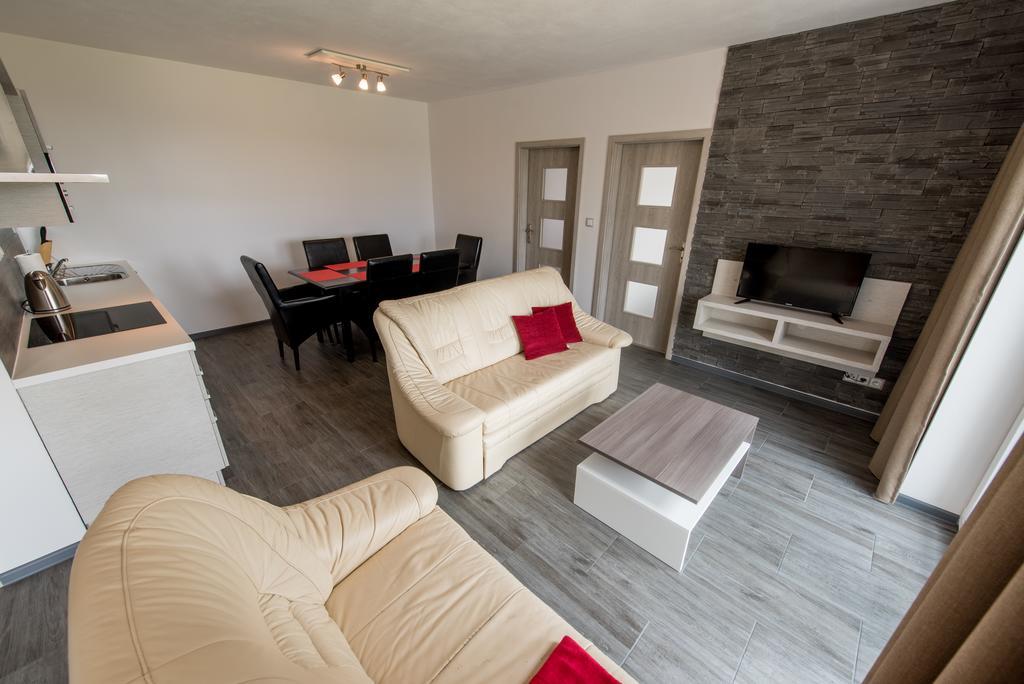 Apartmany 154 Lipno nad Vltavou Exterior photo